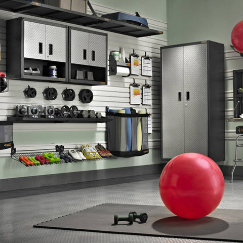 Optimiser son garage avec un porte-manteau